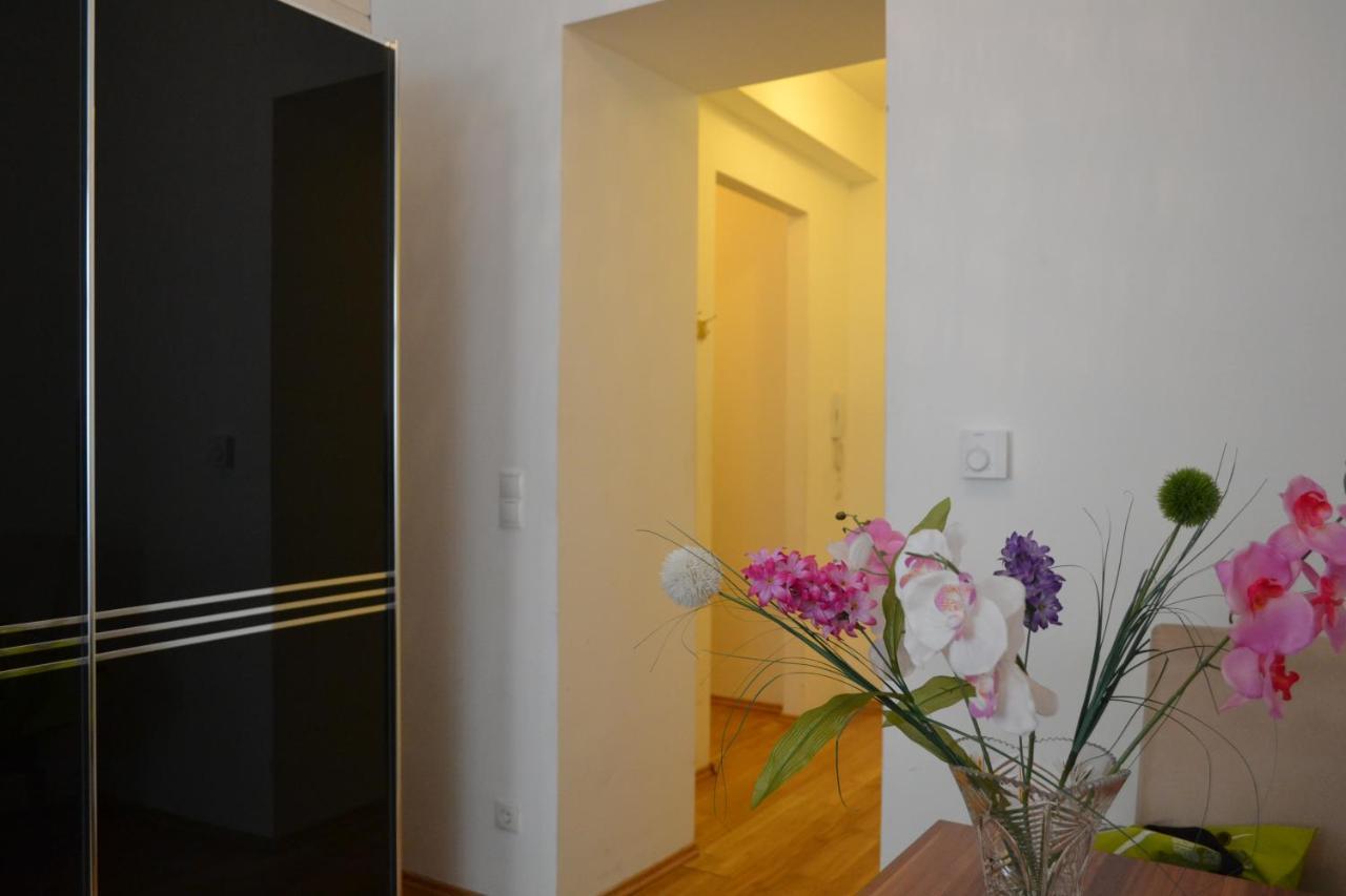 Goldfisch Apartment Taborstrasse Vienne Extérieur photo